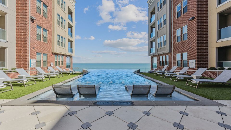 the pool at The  Alexa