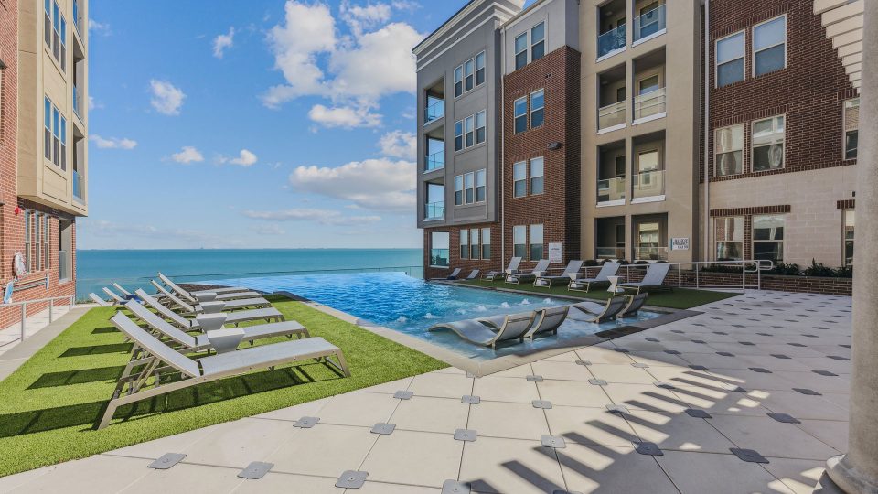 the pool at The  Alexa