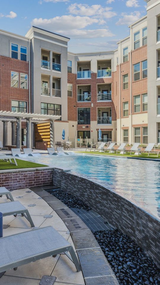 the pool at The  Alexa